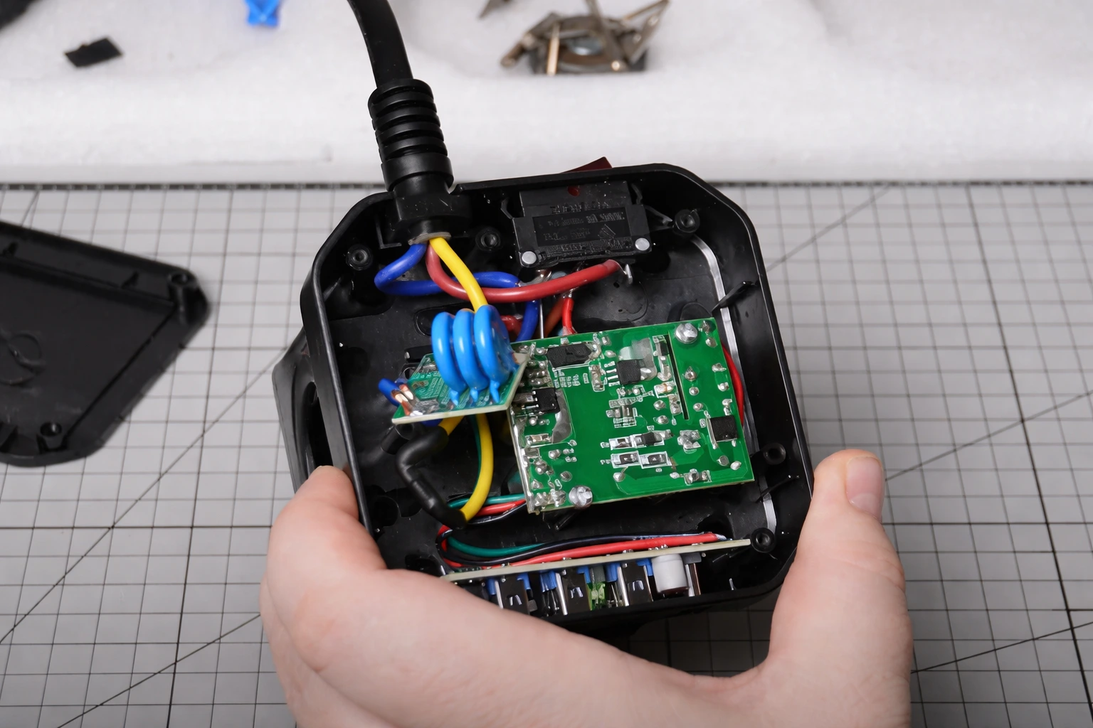 Сетевые фильтры с варисторами