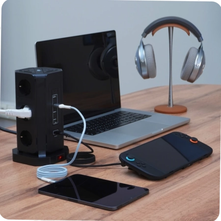 Сетевой фильтр башня 9 розеток, 3 метра, 4 USB + 1 Type-C 65 Вт, чёрный TP-VD5U9E-C